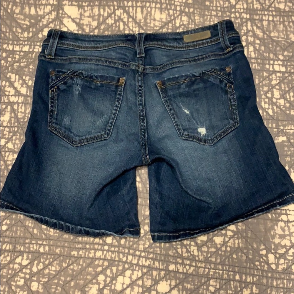 Buckle denim shorts - Picture 2 of 2